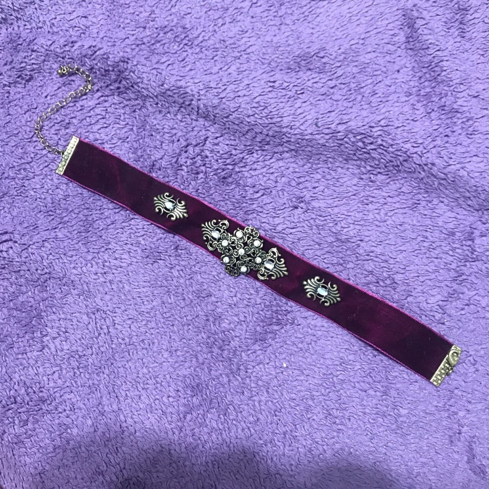 Choker Set!! - Picture 2 of 4